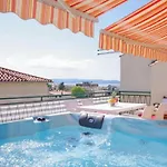 Ribarevi - Three Bedroom With Terrace And Sea View